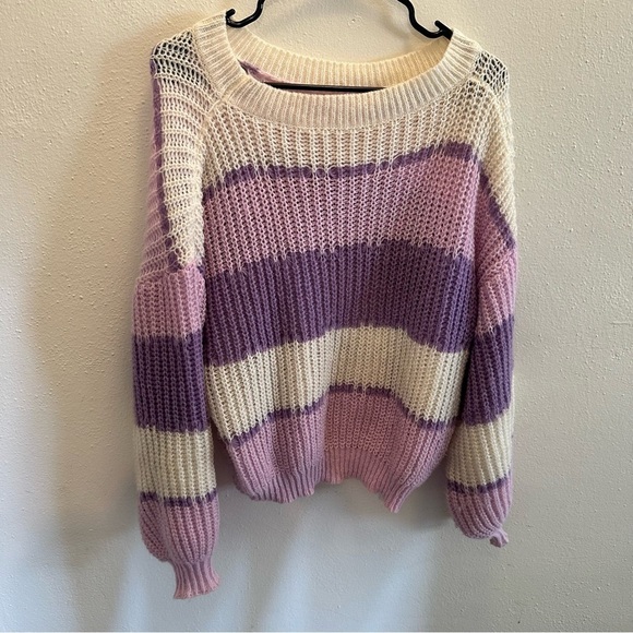 SHEIN Purple & White Sweater Size Small - Picture 1 of 9